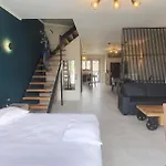 アパート Loft *